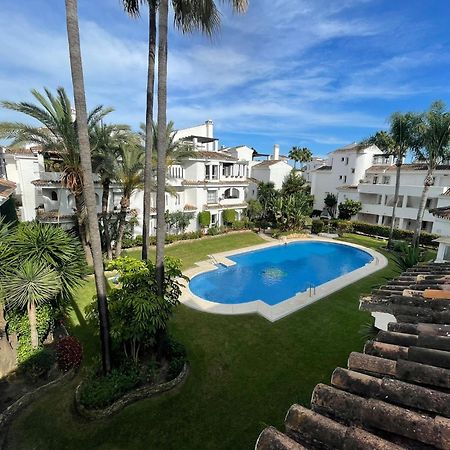 Apartamentos Naranjos Del Sol Marbella Luaran gambar