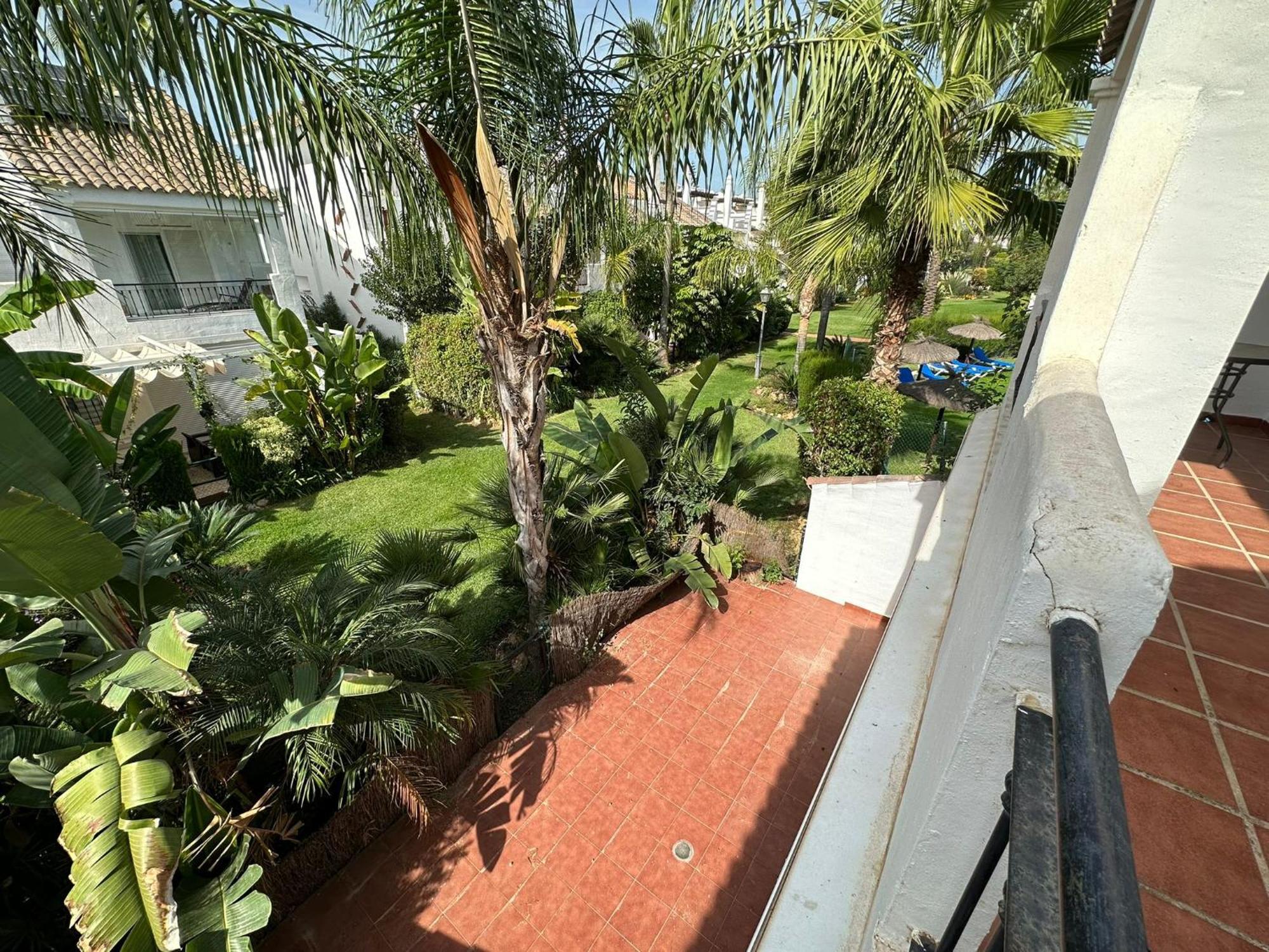 Apartamentos Naranjos Del Sol Marbella Luaran gambar