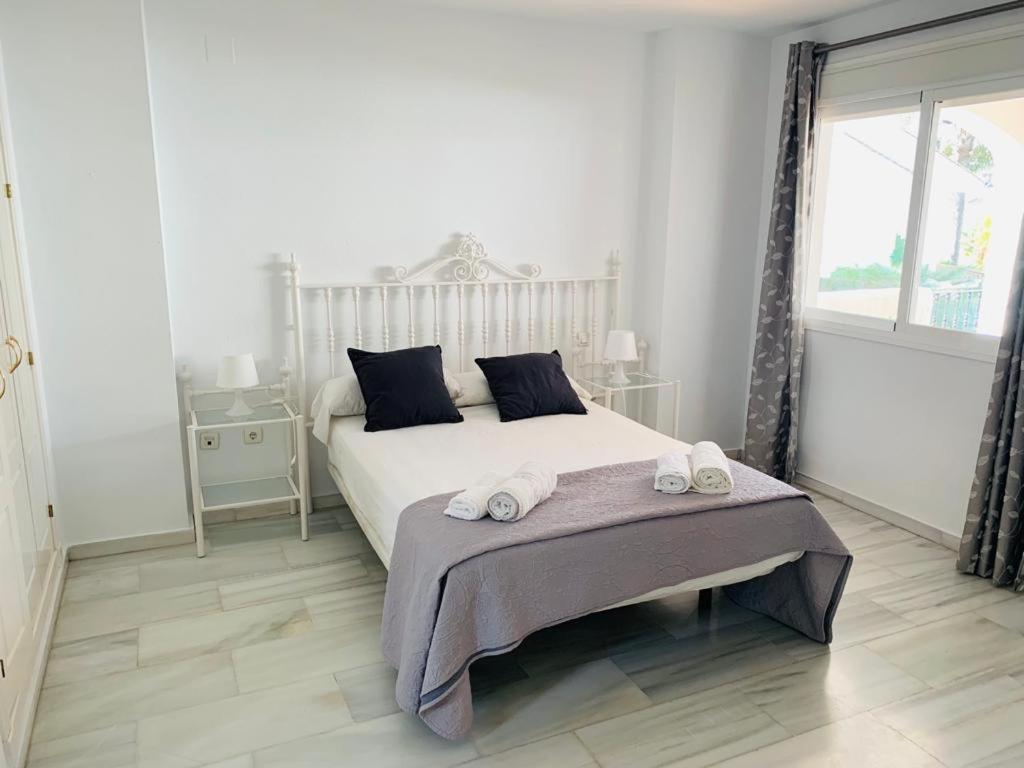 Apartamentos Naranjos Del Sol Marbella Luaran gambar