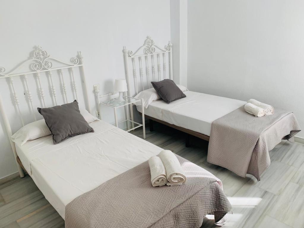 Apartamentos Naranjos Del Sol Marbella Luaran gambar