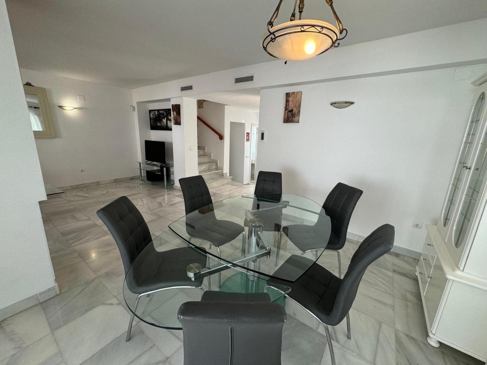 Apartamentos Naranjos Del Sol Marbella Luaran gambar
