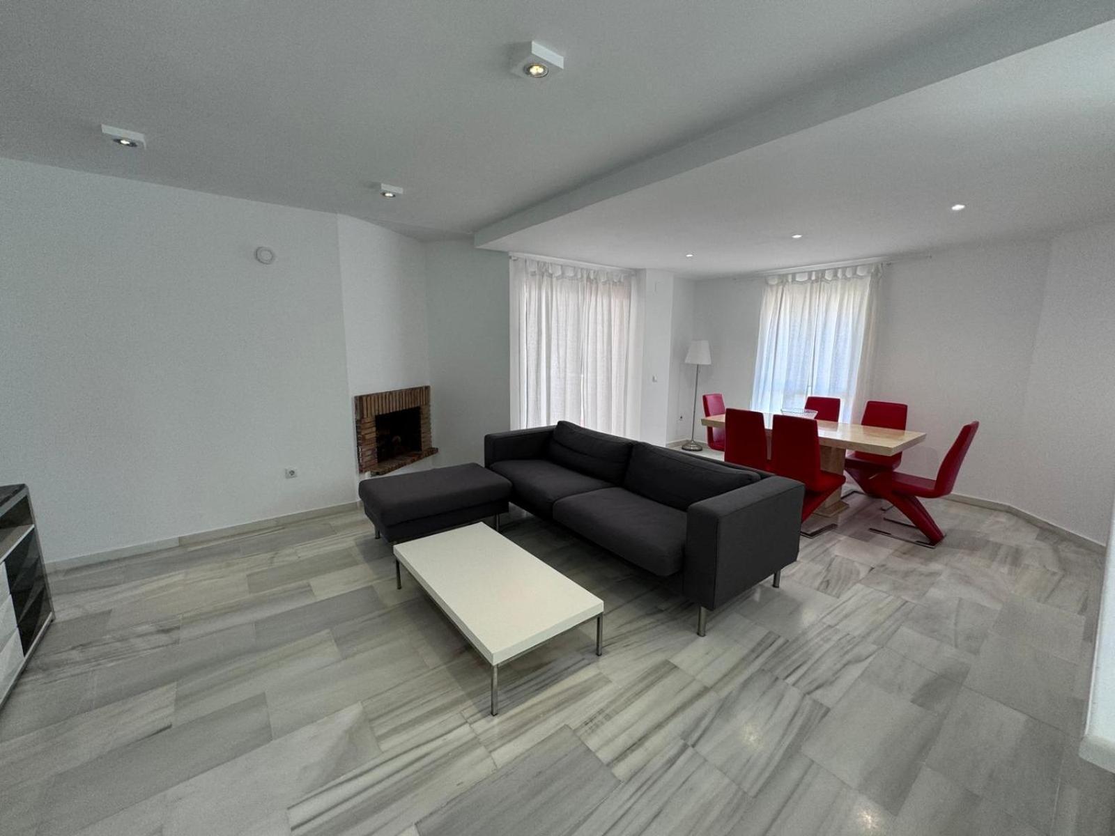 Apartamentos Naranjos Del Sol Marbella Luaran gambar