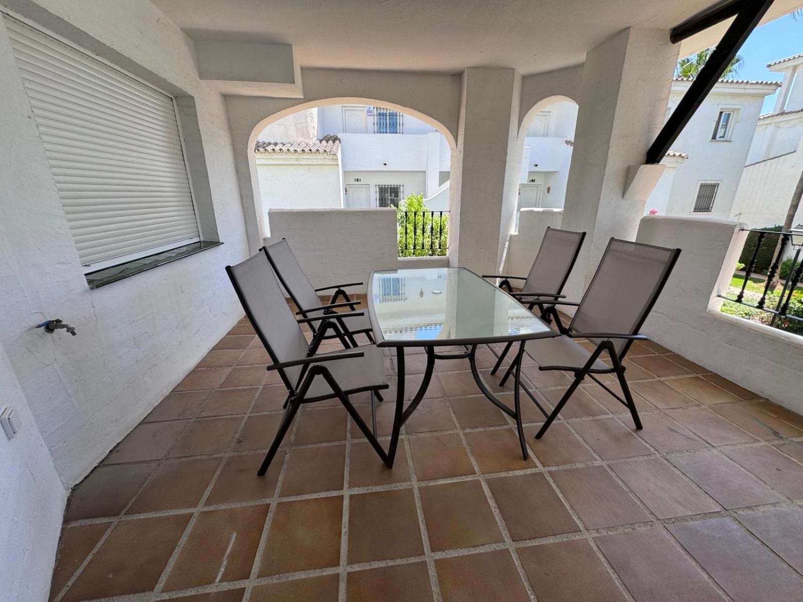 Apartamentos Naranjos Del Sol Marbella Luaran gambar