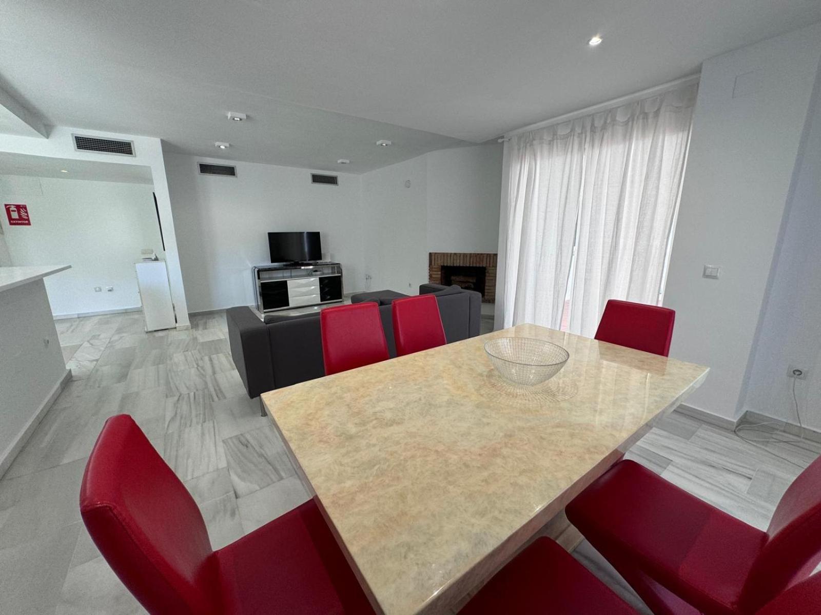 Apartamentos Naranjos Del Sol Marbella Luaran gambar
