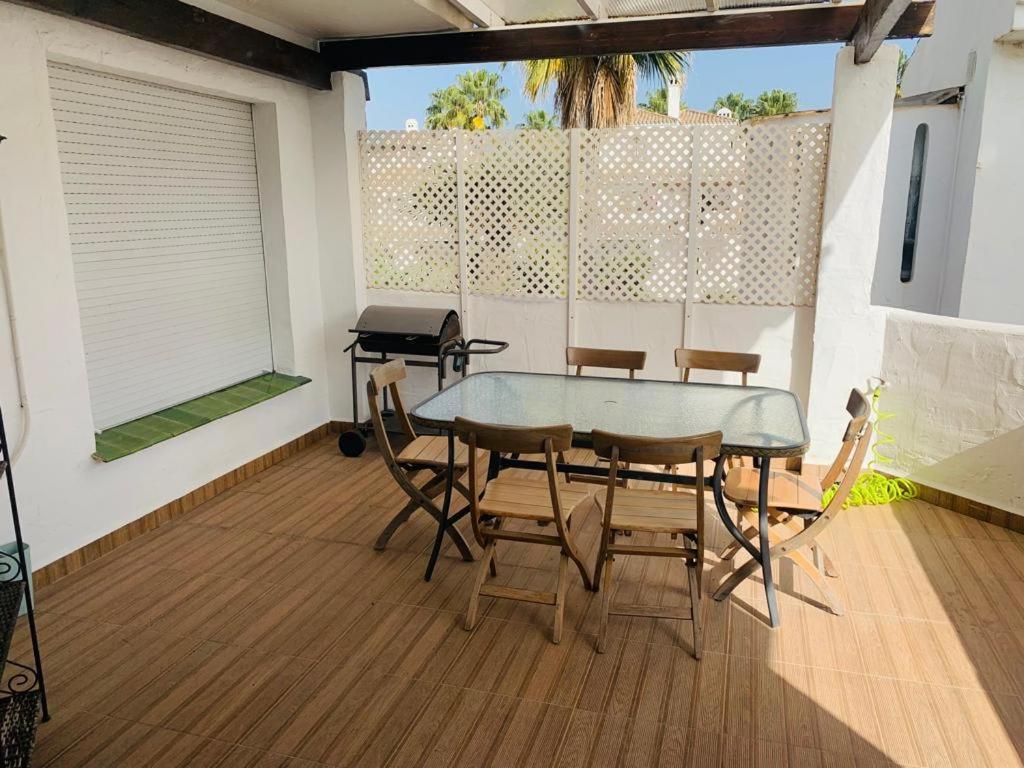 Apartamentos Naranjos Del Sol Marbella Luaran gambar